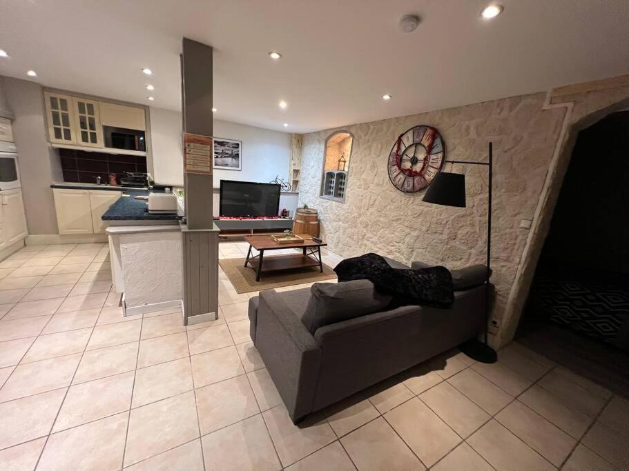 Apartmán Les 4 Chenes - T2 Refait A Neuf Le Pont-de-Beauvoisin Exteriér fotografie